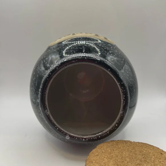 Harley Davidson Fund Muddy Waters Pottery Cork Bank Fund
Speckled Moto Biker - Picture 3 of 6